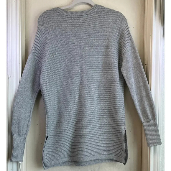 Ruby Moon Womens M Gray Knit Lace-Up Long Sleeves Sweater New - Picture 2 of 13
